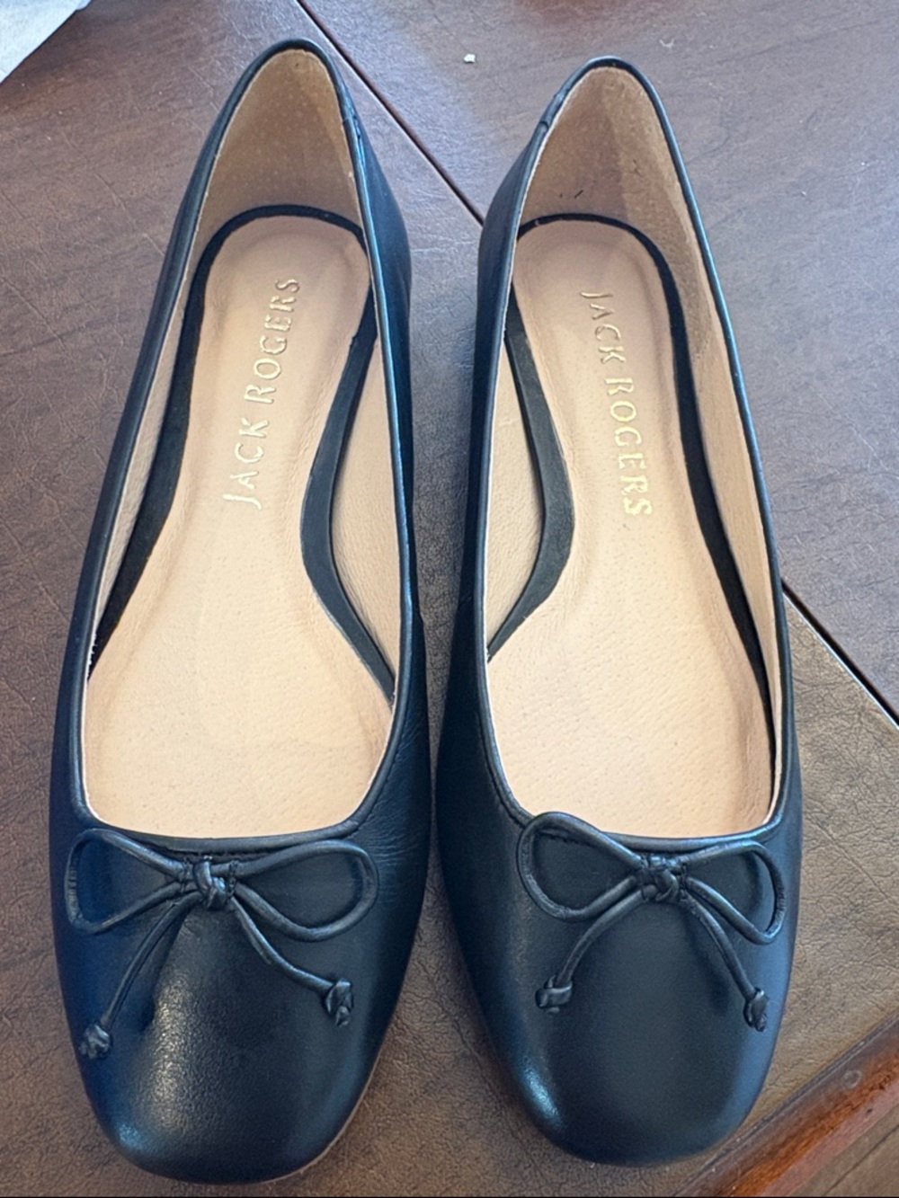 Jack Rogers Black Leather Ballet Flats with Bow Accent. Size 6.5